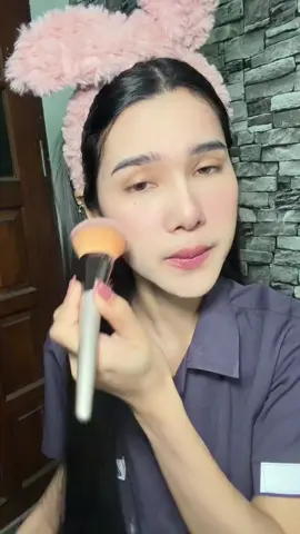 เนียนกริบหอมฟุ้งจนคนทัก แค่ 1 แบงค์แดงมีทอน #แป้งเบลอผิวเอเวอร์เซ้นส์ #EversenseThailand #แป้งหอมเอเวอร์เซ้นส์ 