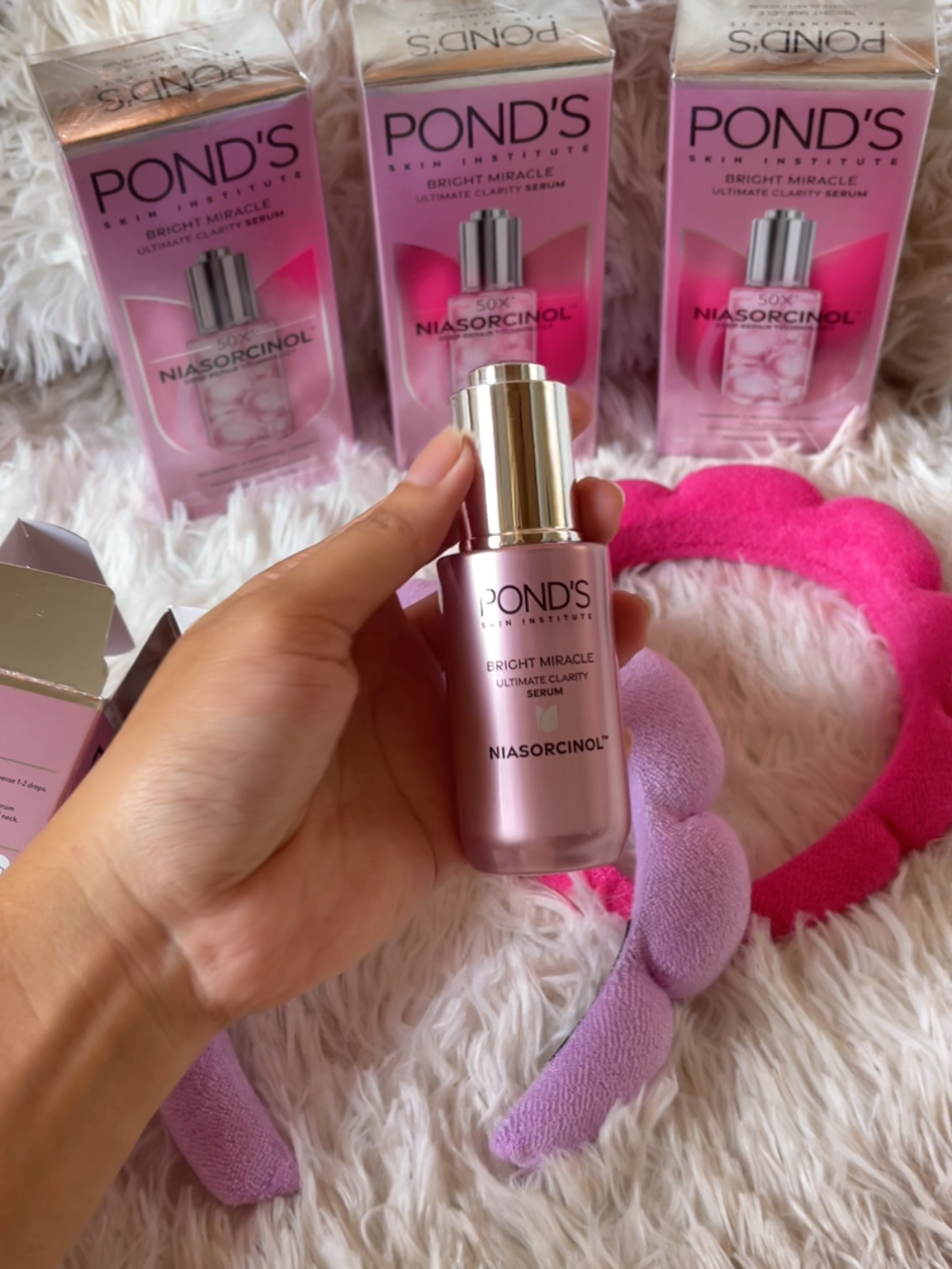 only paid 702 pesos for these 4pcs Ponds Niasorcinol day serum plus may FREEBIE pang BUBBLE HEADBAND. what a win indeed!!  #pondsniasorcinol #ponds #1010tiktokshoppingsale #fyp #pondsserum 