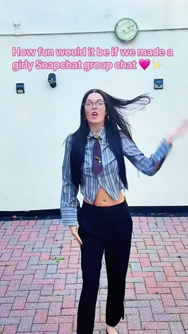 #girlssupportgirls #groupchat #girls #snapchat #woman #friends #uk #Scotland #girlhood #wlw #relatable #fyp 