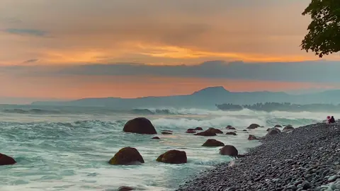 Pantai cempaka ratu seindah itu siii cocok bgt buat sunsetan  #pantaicempakaratu #pelabuhanratu #pantai 