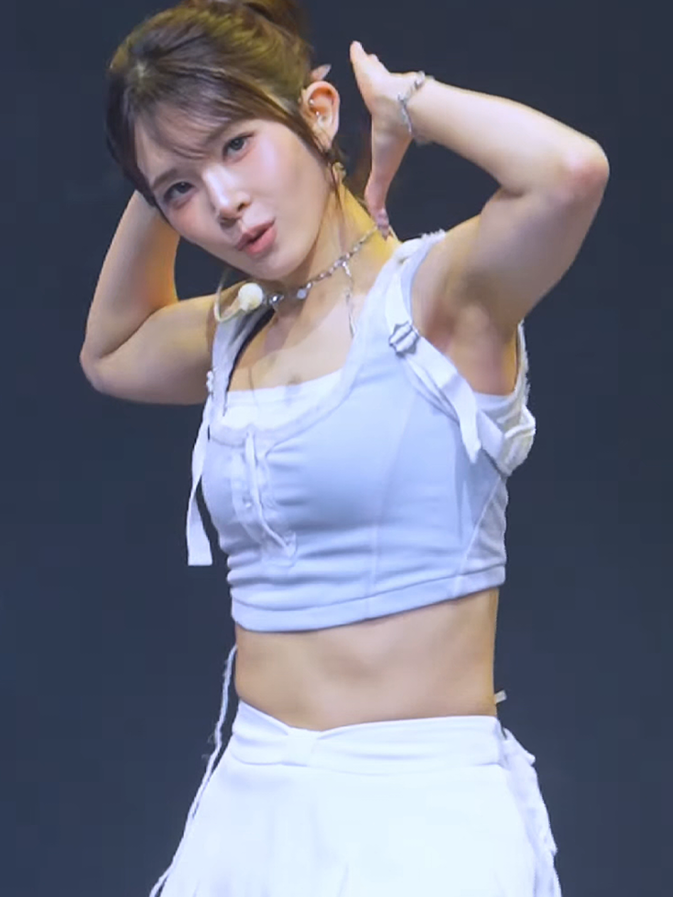 Kotone #tripleS #트리플에스 #kotone #kamimotokotone #triplesarmpit 