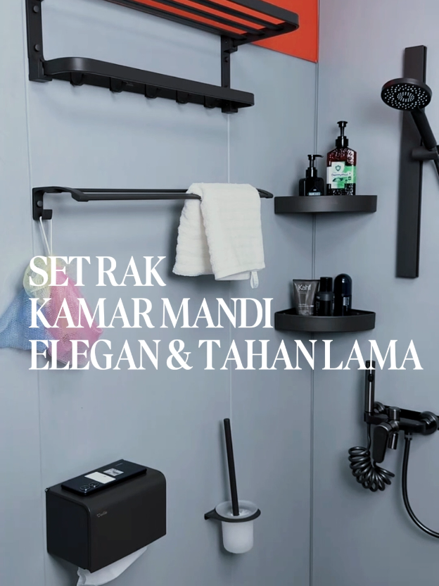 Rak kamar mandi bukan cuma buat nyimpen barang — tapi juga bikin tampilan kamar mandi makin mewah 😍 Anti karat, anti gores, dan super awet! Pilih set yang kamu suka & buat kamar mandi jadi makin rapi 💫 #yxbca #delile #fyp #xybca 