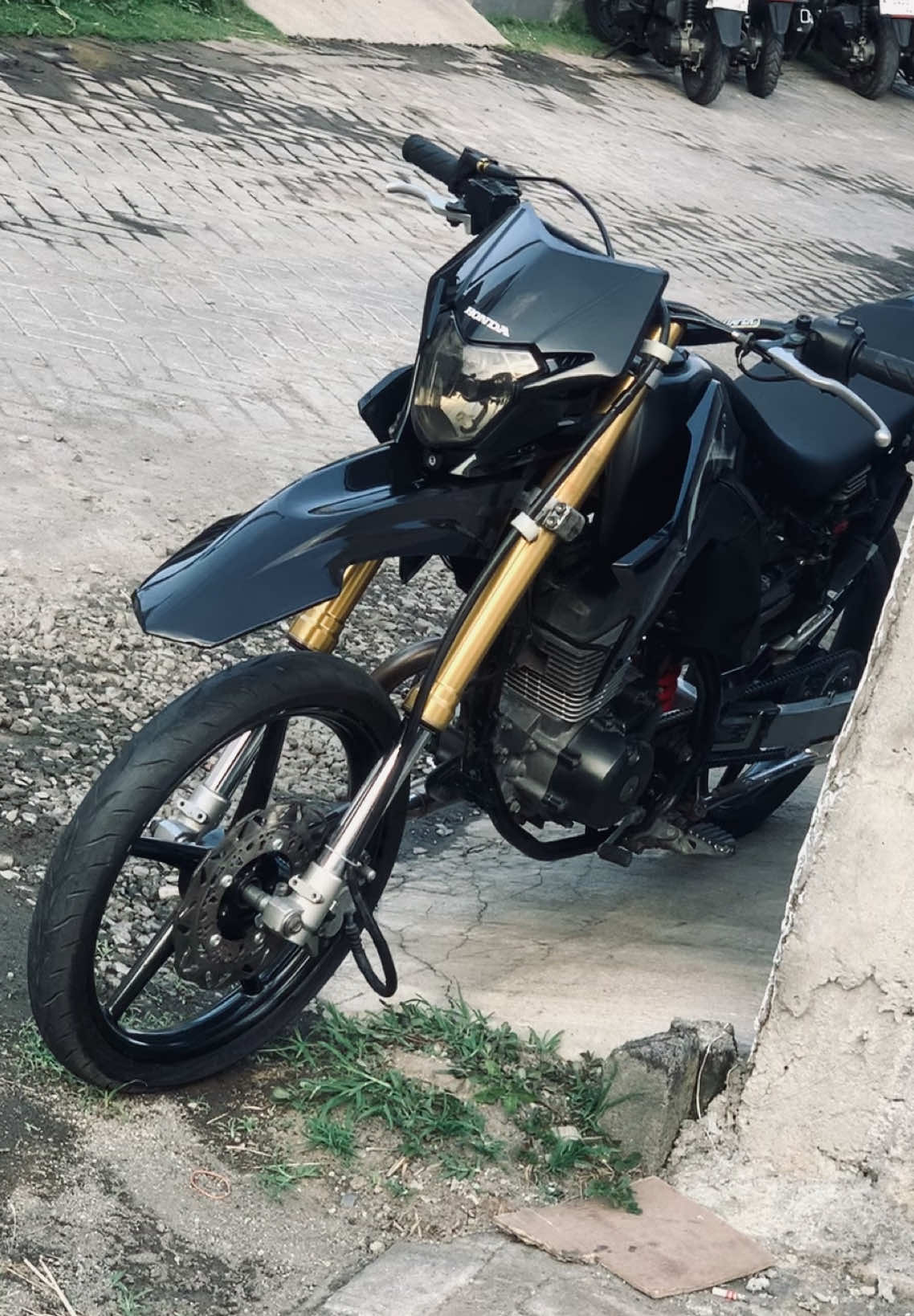 #surex #supermotoherexstyle #crfherexstyle 