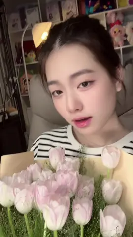 Hẹ hẹ bé là hoa #xuhuong #chanchan 