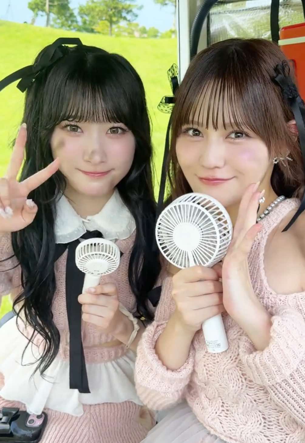 「#ラブソングに襲われる 」 MVオフショット動画③🧶💕 #イコールラブ #イコラブ  #大谷映美里 #大場花菜 #音嶋莉沙 #齋藤樹愛羅 #佐々木舞香 #髙松瞳 #瀧脇笙古 #野口衣織 #諸橋沙夏 #山本杏奈 