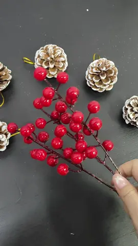 36 Pcs Christmas Picks Artificial Red Berry Stems Fake Holly Berries for Xmas Tree Ornaments DIY Wreath Vase Holiday Home Decor Red Berry Stems#christmas #christmasdecoration #redberry #christmastiktok #christmas2025 