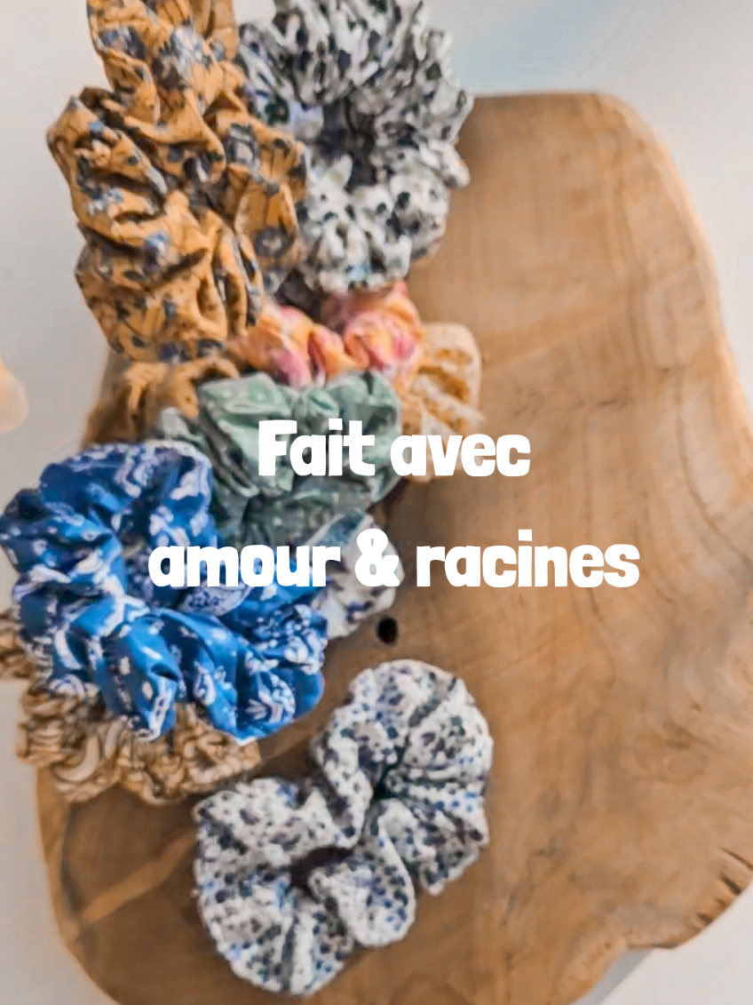 Un peu de récup, beaucoup de couleurs 💛 Chaque chouchou est unique, cousu à partir de chutes de tissu 🌱 Tu préfères le quel ? Fait avec amour & racines 🫶🏼 #upcycling #chouchou #zerodechet  #modedurable  #coutureaddict 