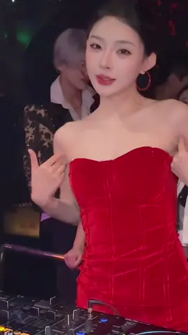 NH❤️ New Chinese Mix Dj Lu💙 #dj_4698 #dji #dance #beautifulgirl #xuhuongtiktok 