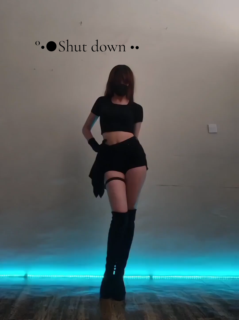 Replying to @masoomeh591  وااااااییی😭😭✨️✨️😭✨️✨️😭✨️😭✨️مرسییی دختراااا ..  @blackpinkofficial #lisa #blackpink #lunaalith #jennie #jisoo #rose #babymonster #luna #dancecover #trending #foryou #fyp 