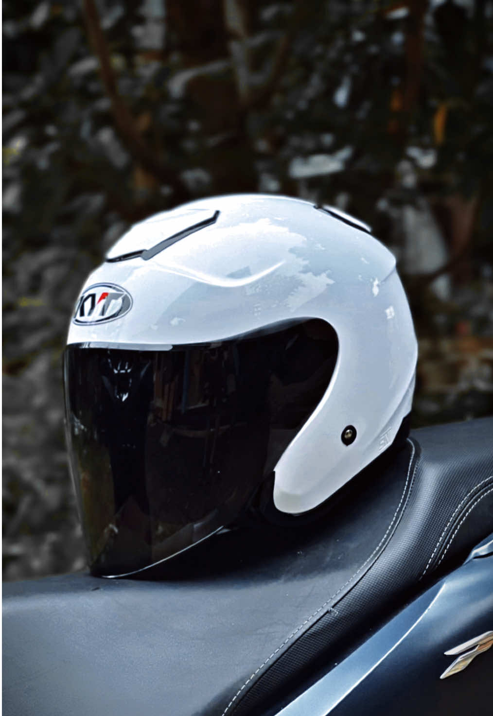 KYOTO WHITE VISOR SMOKE #kytkyoto #original #kyt #helmetloverindonesia  