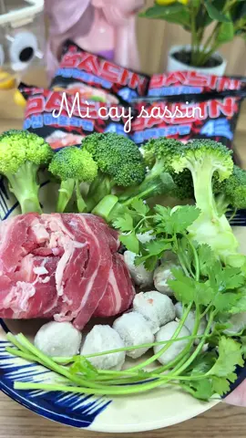 Mì cay sassin Anh Quốc Trường #micay #micaysasin #micayquoctruong #food #anvat 