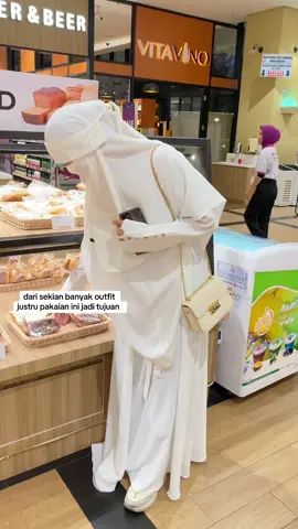 Deluna new launching Masya allah adem pakaian begini 😍🥹 #produkbaru #gamiskekinian #wanitabercadar #fyp #gamissyari 