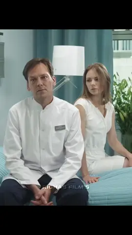 Часть 2 | Решила изменить внешность | 🍿Сериал по ссылке в шапке профиля, под кодoм: «4688» | #richas_films #movie #моментыизфильмов 