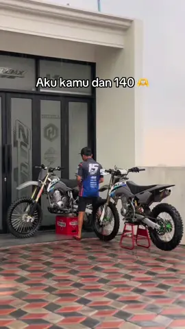 Malang after rain🌧️ #klx140indonesia #klx140boreup #klx140 #jualklx140 #zullmx 