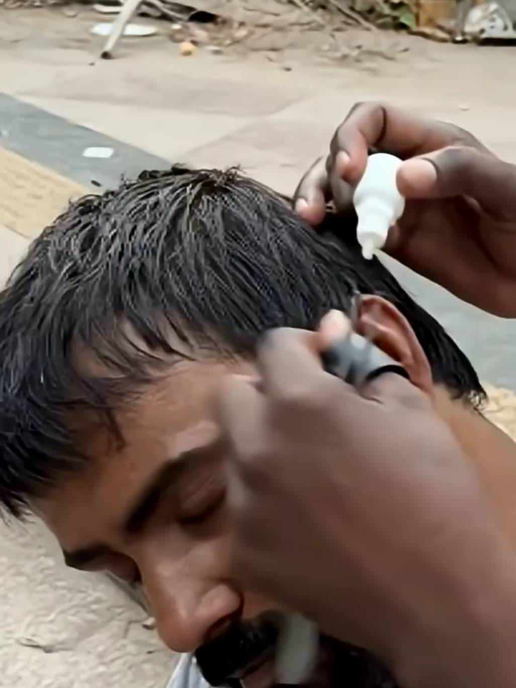 Ear cleaning in 🇮🇳 #jet2holidays #street #clening #india #🇮🇳 