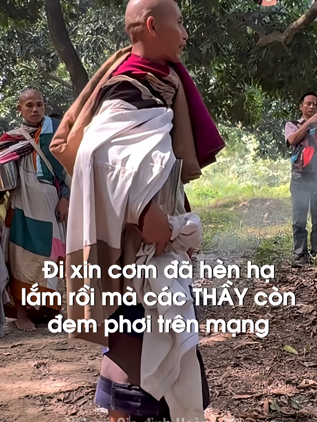 Đi xin cơm đã h/è/n h/ạ lắm rồi.. Gặp các THẦY còn đem phơi trên mạng#ebook25 #thichminhtue