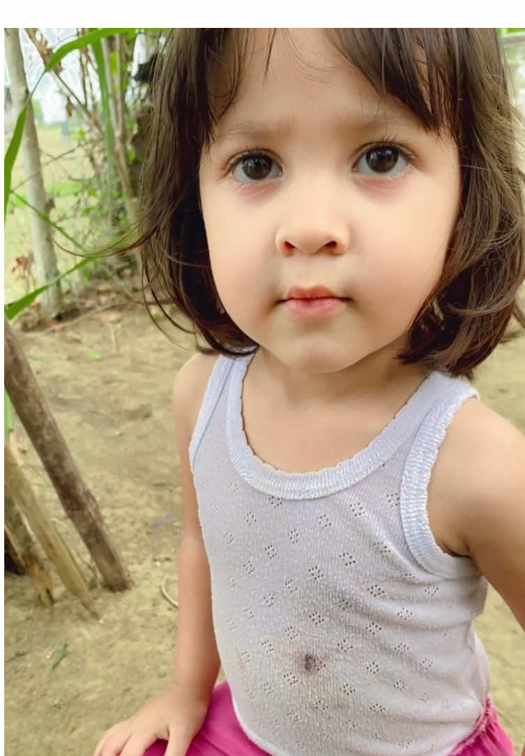 Aku cinta pertama anakku, jadi aku gak boleh jadi ayah jahat, tidak main slot, tidak narkoba, tidak melakukan kriminalisme, jauhi masalah hukum, jauhi masalah apapun untuk tetap jadi cinta anak perempuanku aku harus jadi laki laki baik #tiktok #ayah #cintapertamaayah #keluarga #fyp 