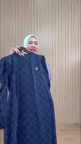 Faraz Label - RANIA SIGNATURE DRESS Pakaian Muslim Gamis Wanita Set Hijab Ceruty Babydoll Motif Mewah Monogram Lebaran 2025 Printing Karet Nyaman #gamiswanita #gamissethijab #gamisceruty #gamislebaran2026 #gamisprinting 