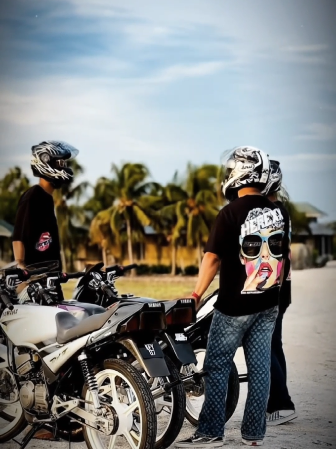 sesuai untuk ride 🔥 #herexxracing #herexxracingtshirt #rempitstyle  #rider #tranding 