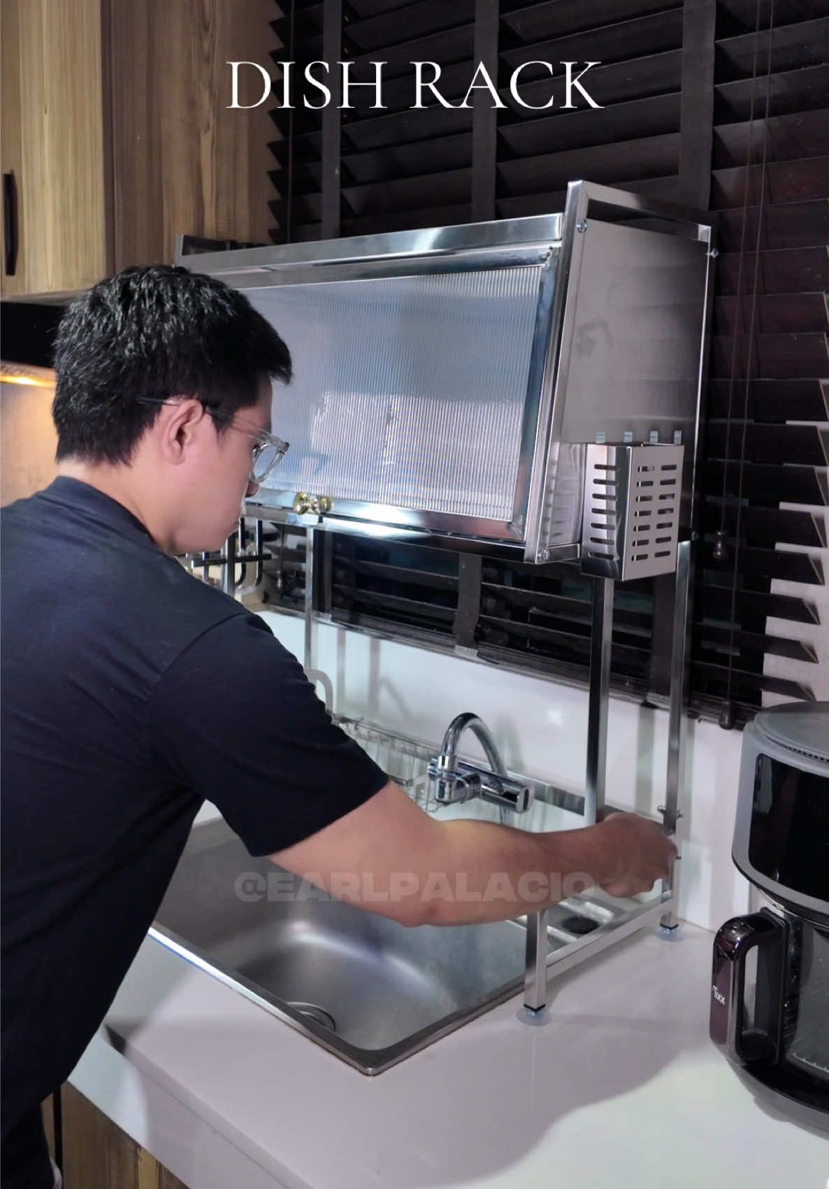 Kung sawa ka na sa mga namumuti at madaling kalawangin na dish rack, consider mo mag stainless steel #dishrack #overthesinkdishrack #stainlesssteeldishrack #dishdrainer #dishcabinet 