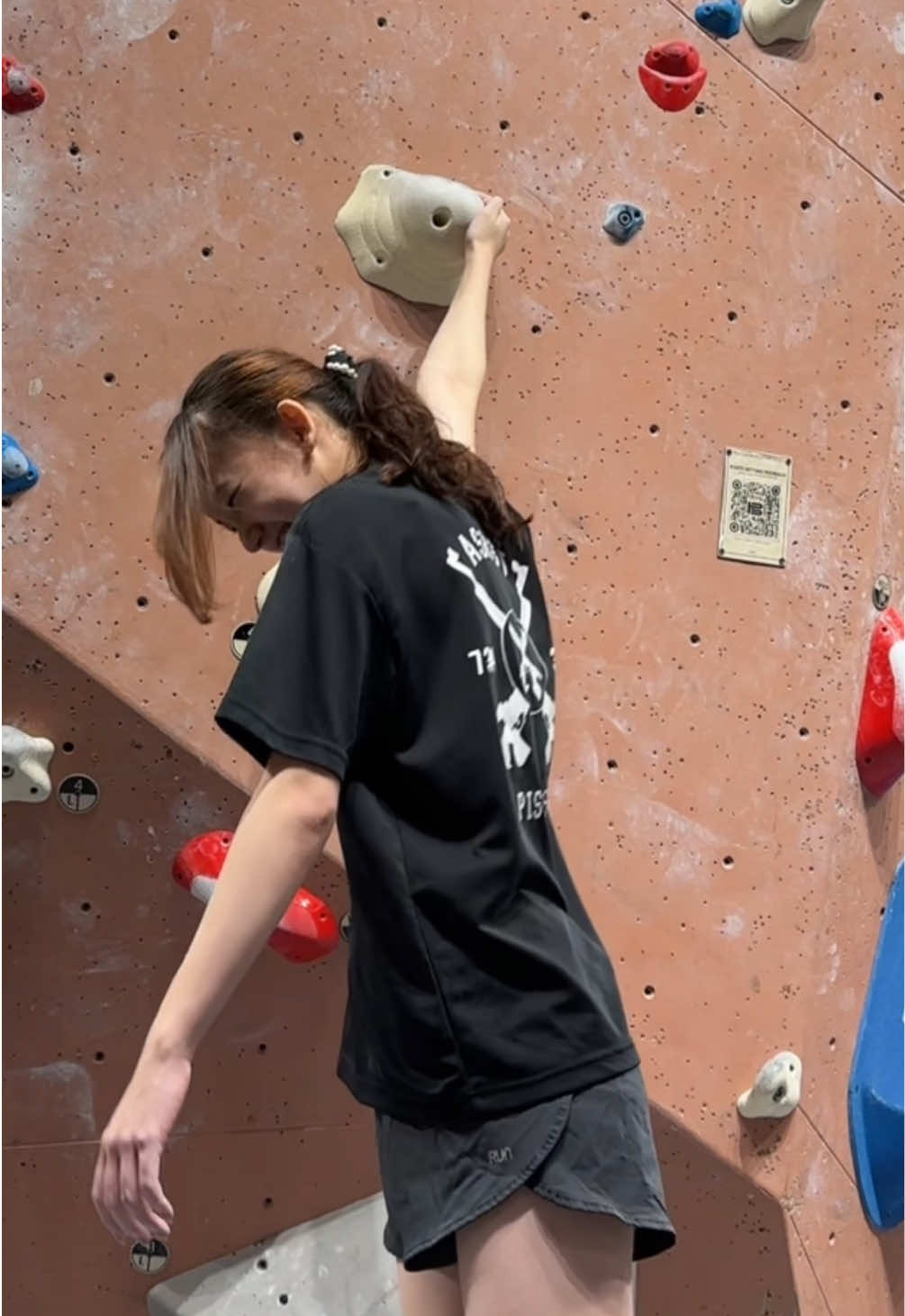 arms too tired to hang