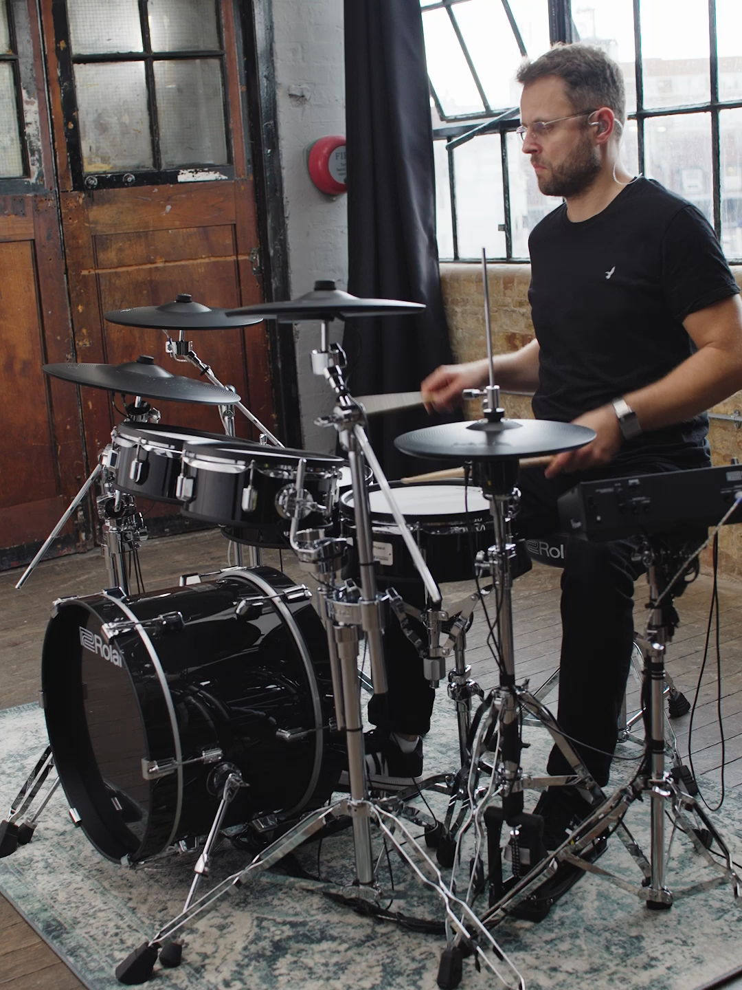 Been eyeing a VAD kit? 👀 This might be your sign! Check out our newest and most accessible edition: the VAD316 from the V-Drums 3 Series! It delivers that stunning acoustic look (wood shells!) combined with the new V31 sound module, which features the same premium sounds as our flagship kits. #musiciansoftiktok #vdrums #vad516 #digitaldrum #electronicdrums #drummer #drumset