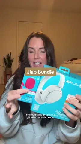 Such a good deal right now and makes a great gift idea #jlab #headphones #earbuds #earbudswireless #earbudswireless 
