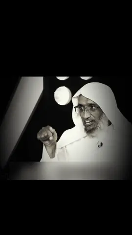 📿 الدعاء بين الأذان والإقامة من الأوقات العظيمة التي يُستجاب فيها الدعاء، كما ثبت في الحديث الصحيح عن النبي ﷺ أنه قال: “الدعاء لا يُرَد بين الأذان والإقامة” (رواه الترمذي وأبو داود وصححه الألباني.) 🌤 معنى الحديث: أن الوقت بين الأذان والإقامة من الأوقات الفاضلة التي يفتح الله فيها أبواب الإجابة، فيُستحب للمسلم أن يغتنمها بالدعاء.         🕋 ما يُستحب قوله في هذا الوقت: 	1.	بعد الأذان مباشرة تقول: “اللهم رب هذه الدعوة التامة، والصلاة القائمة، آتِ محمدًا الوسيلة والفضيلة، وابعثه مقامًا محمودًا الذي وعدته” 	2.	ثم ترفع يديك وتدعو بما أحببت من أمور الدنيا والآخرة، مثل: 	•	🕊 اللهم اغفر لي ذنبي، ووسع رزقي، واشرح صدري، واهدني لأحسن الأخلاق. 	•	🤲 اللهم اجعل قلبي متعلقًا بك، وارزقني الصلاة بخشوع، ووفقني لما تحب وترضى. 	•	🌸 اللهم أصلح لي ديني الذي هو عصمة أمري، ودنياي التي فيها معاشي، وآخرتي التي إليها معادي#محمد_الصبحي #بلال_الجهماني 