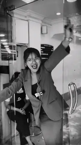 အမဲဆေးတွေဆိုးထားတာကို မြင်ပီး သကာလ🥹@Khay Khay  #justforfun #salonfunny #hongfabeautycenter #lamadaw 