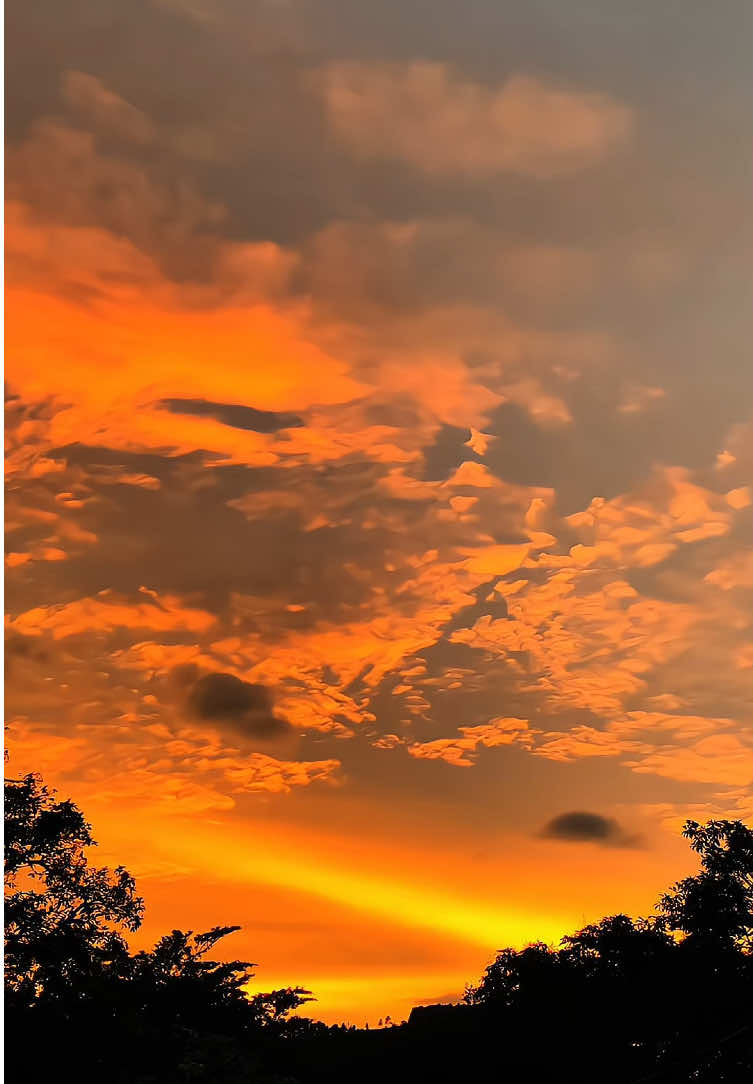 #sunset #aesthetic #astrophile #wedonttalkanymore 