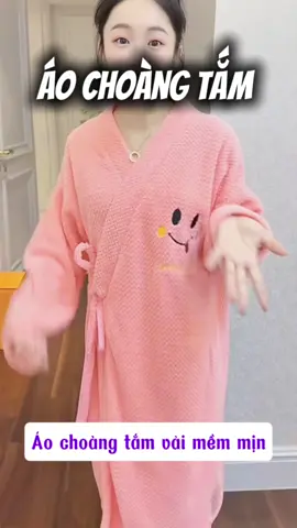 Áo choàng tắm mịn #aochoangtam #aochoangtamcaocap #aochoangtamkhachsan #khantamaochoang #noitrothongminh 