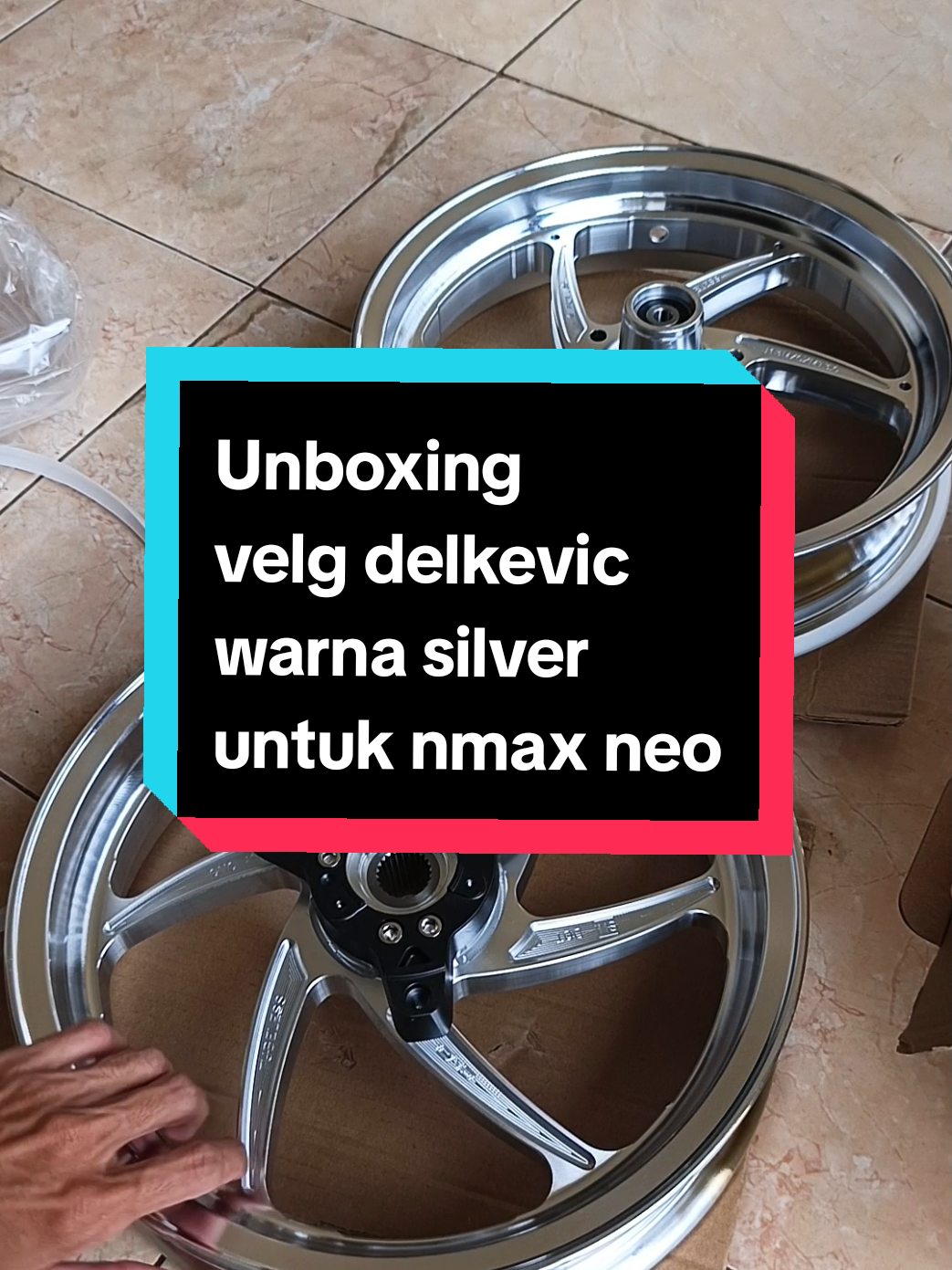 Unboxing Velg Delkevic warna silver chrome untuk nmax #modifikasimotor  #nmaxneomodifikasi #nmaxneo  #velgnmax