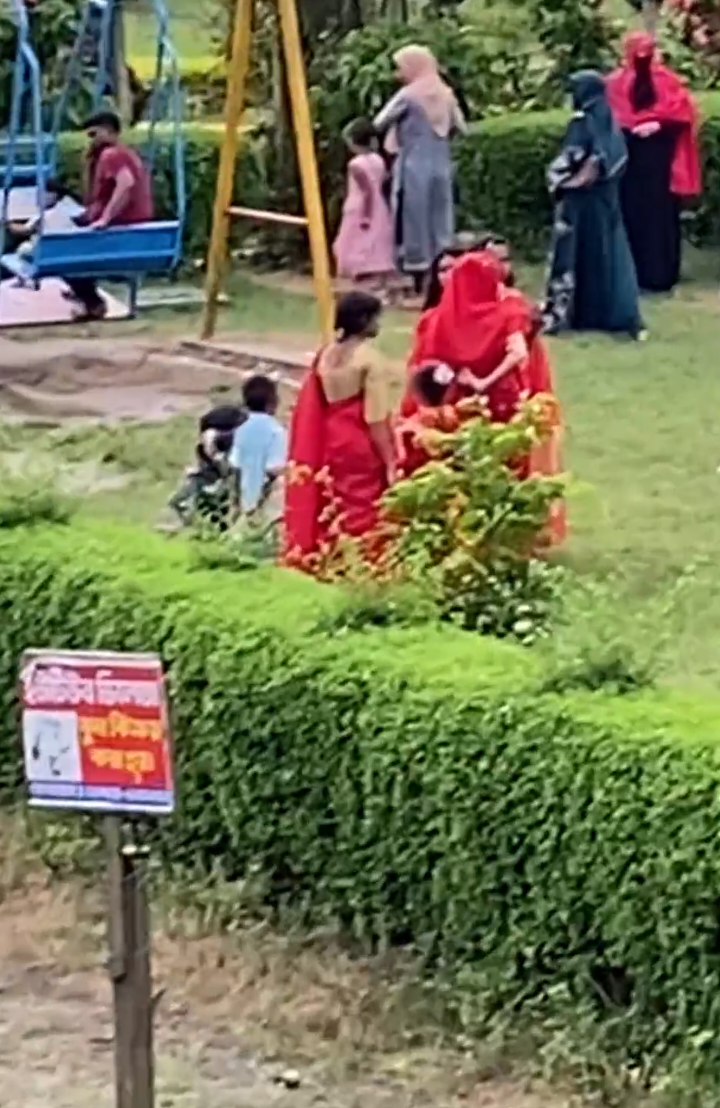 YouTube Village Park 😎 #foryou💗✨ #foryoupage🔥 #viral🙏 #viralvideo🔥 #unfrezzmyaccount @TikTok @TikTok Bangladesh 