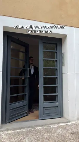 os pensáis que voy con las ligas por ahí volando o que jajajajajajajajajaja #humor #ligas #traje #viral #trabajo 