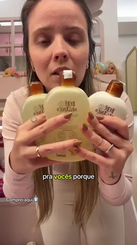 Essa linha da bebê orgânico ganhou meu coração! Gente que linha cheirosaaa! Sério muito cheirosa. Eu to apaixonada. Cheiro de bebê cheiroso 🥹 itens de camomila costumam ajudar minha bebê a dormir melhor e eu já usei ontem e foi sucesso! Eu amei ! Aproveitem o valor porque está compensando muito #enxovaldebebe #shampoobaby #enxoval #gravidasnotiktok #maternidadecomamor 