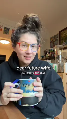 women >  #wlw #lesbiansoftiktok #queer #lgbt #onthisday 