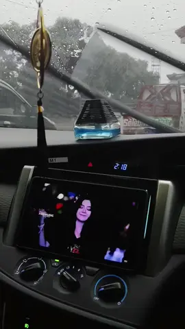 syahduu👋#fyp #hujan #viral #viralvideo 