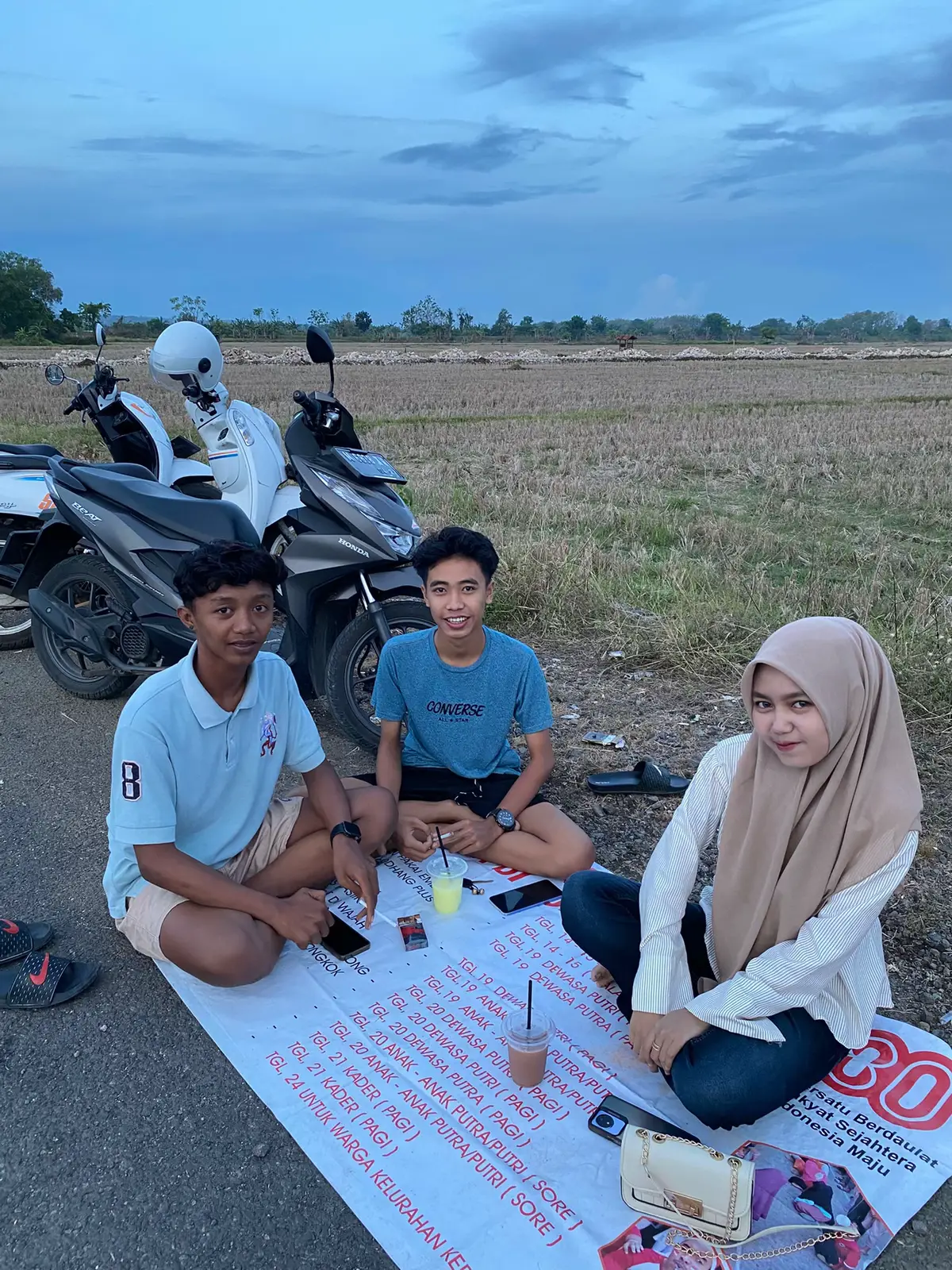 🤩☕️#fyppppppppppppppppppppppp #kopicoy #kopipinggirsawah #streetcoffee #bandaratrunojoyosumenep 