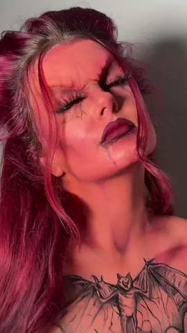 Vampire Victorian 🫀🦇  #vampire #halloweenmakeup #vampiremakeup 
