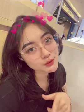 emg ga salah milih gita yg ngerecord wkwk