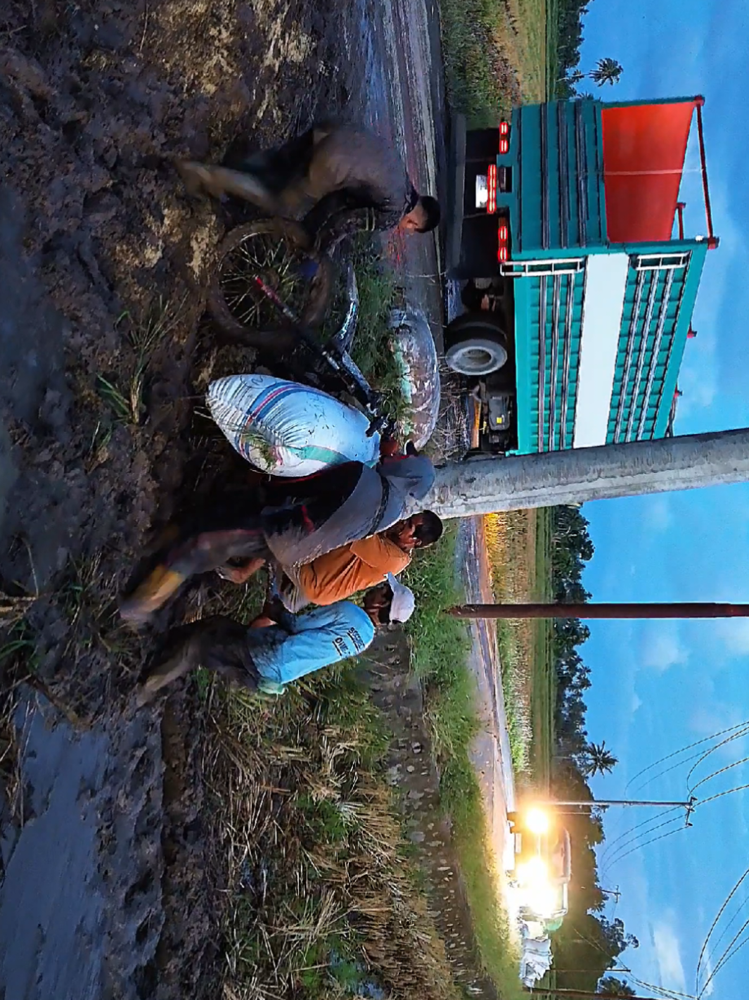 #ojekgabah  Terabas Sawah Lumpur 🌧️🌧️🌧️ @adhi1_8  @engkor44  @Aris Jimbroank  @Rusdi Uddi 
