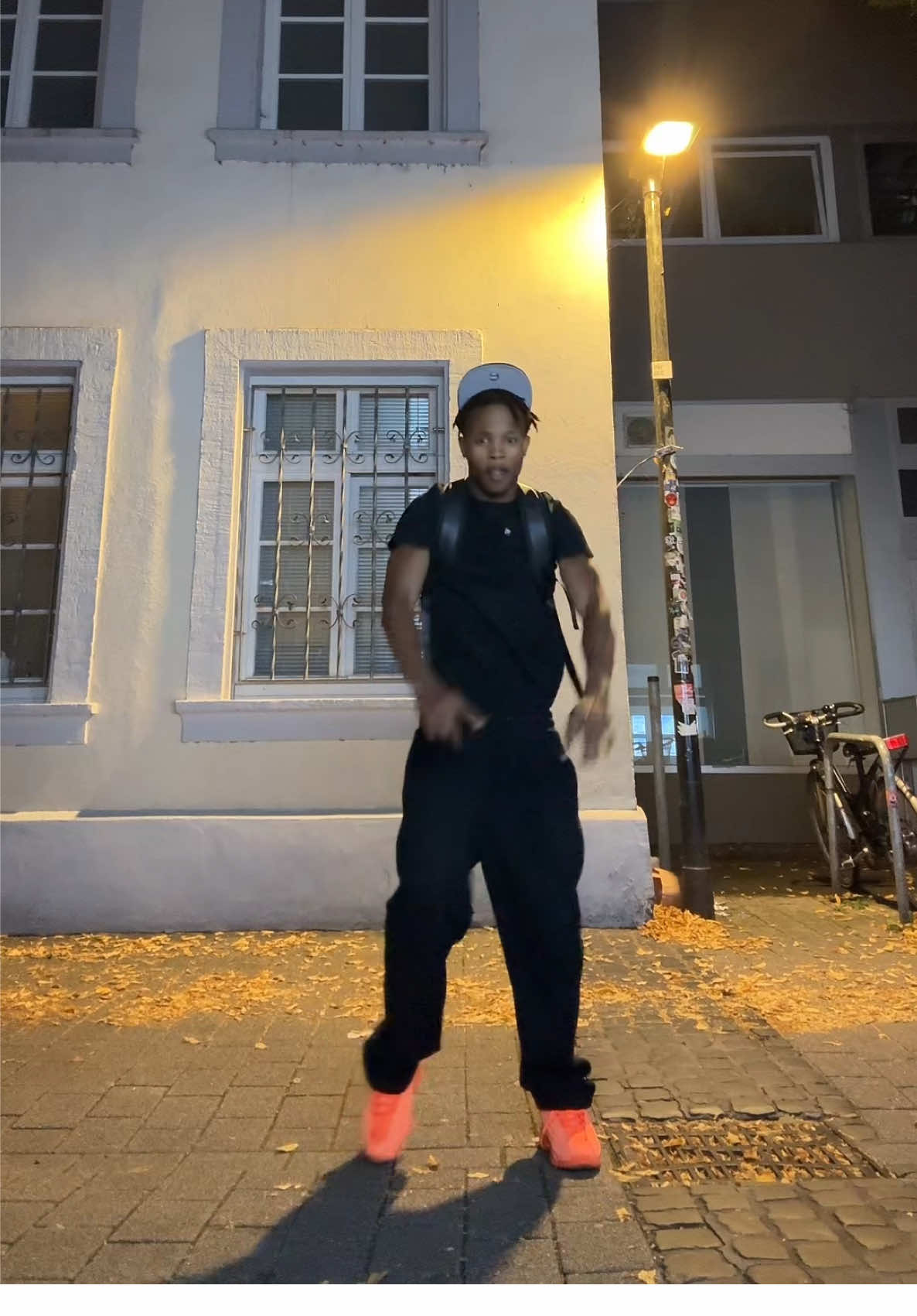 🤪#brevoo #danse #dance #congolesetiktok #fyp @SVM’´💨 