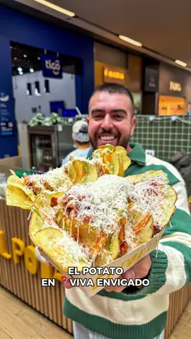 ¿A QUIEN MÁS LE TRAE RECUERDOS ESTAS PAPAS? 😍❤️‍🩹 Pues ellos son @El Potato y están ubicados en el centro comercial viva envigado 😍  Acá van a encontrar papas chips como las que uno encontraba a la salida del colegio pero con el plus de salsas artesanales, tocineta, chorizo y hasta queso parmesano 🤤  estas papas son realmente adictivas y lo mejor es que son hechas al instante 🔥  Asi que por acá les dejamos@esta recomendación para que vengan a las papas más famosas de todas 🙌🏻 #mimedellinsaborea  #mimedellindulce #medellin #colombia #reels       