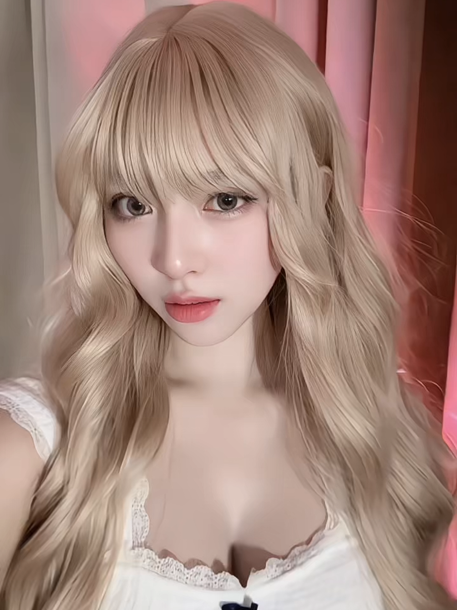 Wig from @sevenqueen.ph  lakas maka koreana #wig #blondehair #sevenqueenwigs 