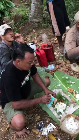 Sido sayang ta gak🤣 #fypシ゚ #kurirloging #purworejo24jam #sorotanpublik 
