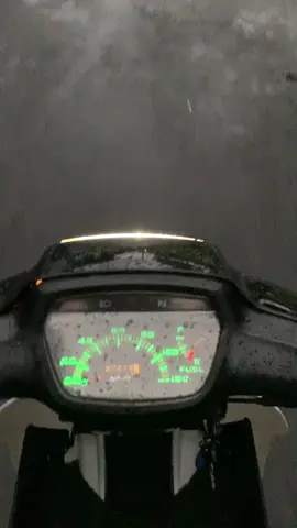 Astrea + Hujan-hujan syahduh bgt #astreagrandindonesia #astreagrand 