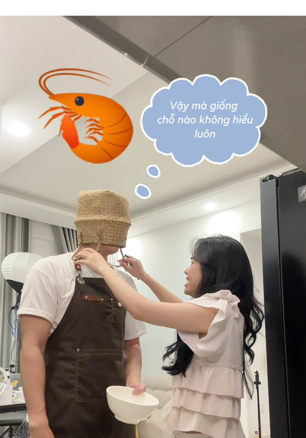 Tui chỉ muốn giúp ảnh bớt căng thẳng khi làm việc nhà hoy #dangquynhnga 