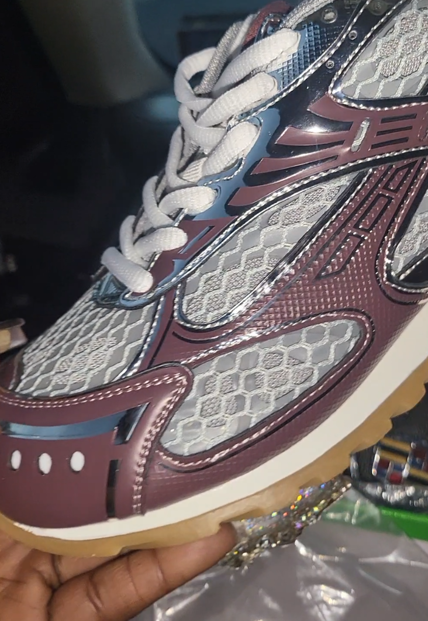 Unbox with me 👟 #OOTD #fashion #ootdfashion #sneakers #style 