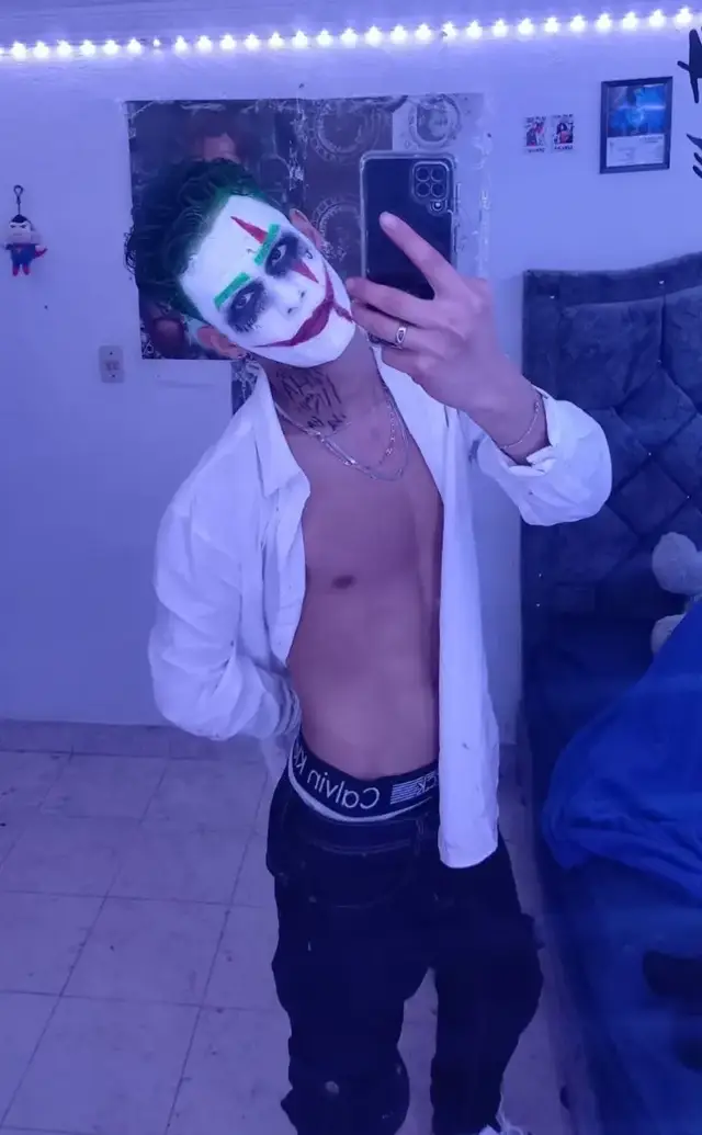 #joker #halloweenmakeup #paratii #jokerchallenge #makeup 