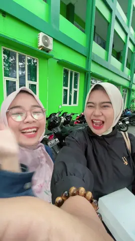 Emng ga pernah serius guys hasil vlog pendek kalau sama ni bocah 😭🫰🏻